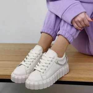 Pickupshoe Fashion Metal Chain Front Lace Up Platform Sneakers